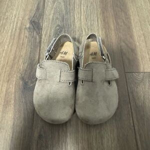 H&M Kids Moccasins in Taupe